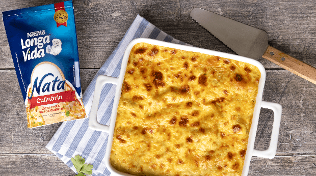 Lasanha de Bacalhau com Creme de Alho