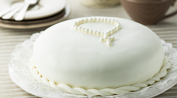 "Bolo de batizado de Chocolate "