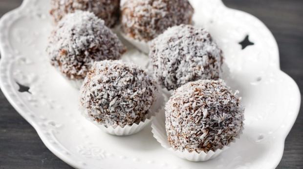 "Bombons de pralinÃ© com coco e "