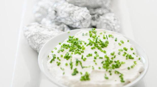 "Batatas assadas em papelotes c"