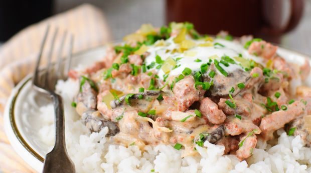 "receita strogonoff vaca iogurt"