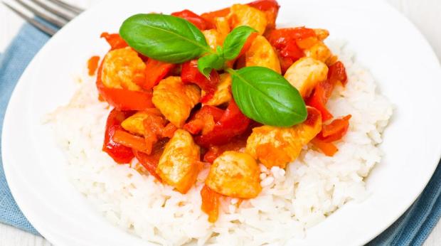 "Frango Guisado com Molho Papri"