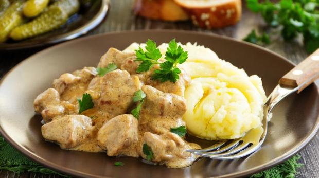 "receita stroganoff vaca"