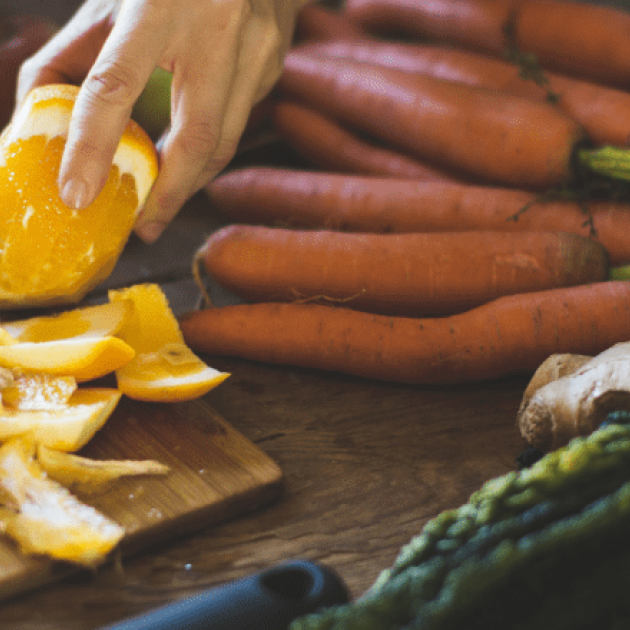 Saiba como evitar o desperdício na cozinha aproveitando as cascas dos alimentos (e não só)