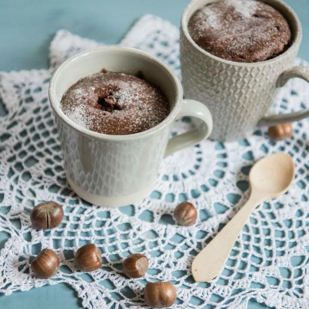 "bolo caneca chocolate avela"