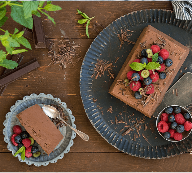 Marquise de Chocolate com Frutos Vermelhos
