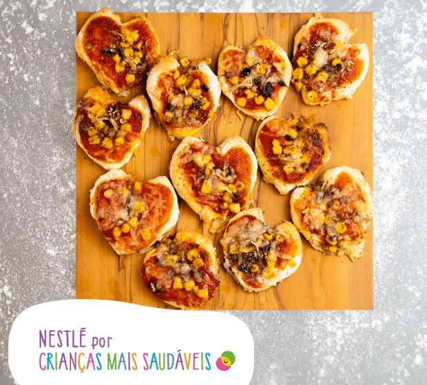 Mini Corações de Pizza  