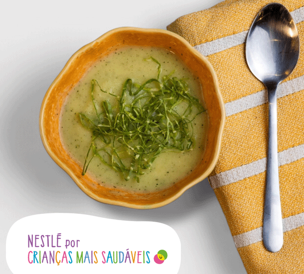 Sopa verde com couve portuguesa   