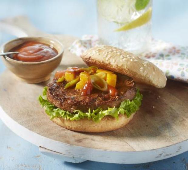 "HambÃºrguer com manga e molho d"