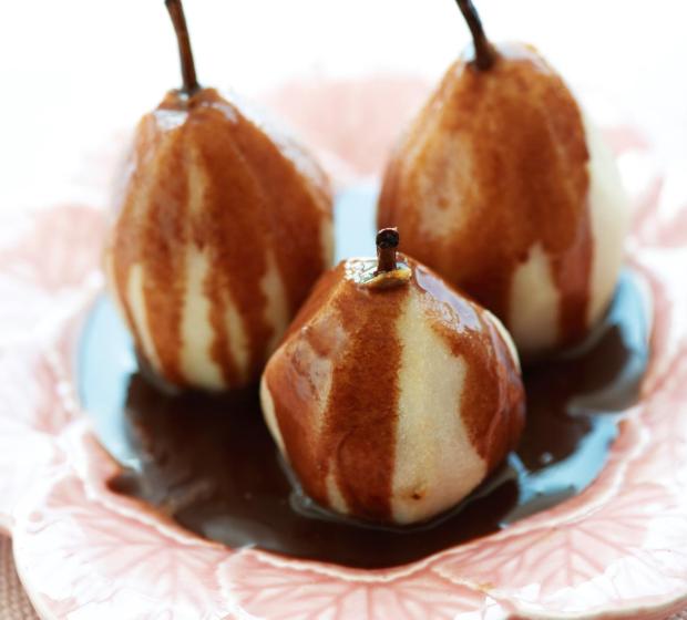 "receita peras cozidas chocolat"